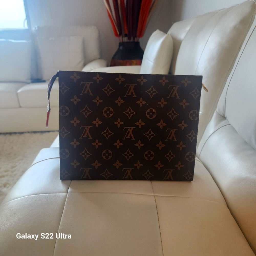 A Satchel LV Bag